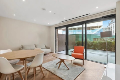 2 bedroom apartment for sale, Hampton House, London SW6