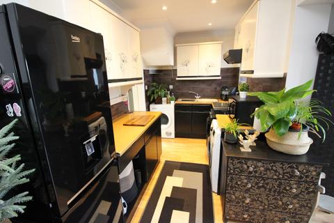 undefined, Buckland Way, Worcester Park KT4