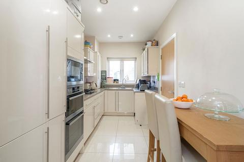 5 bedroom detached house for sale, Marbaix Gardens, Isleworth TW7