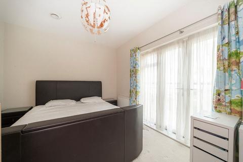 5 bedroom detached house for sale, Marbaix Gardens, Isleworth TW7