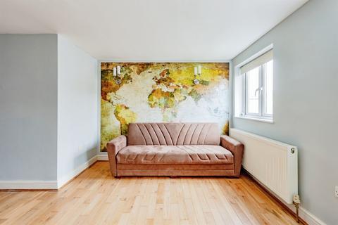 1 bedroom apartment for sale, Monson Road, Redhill