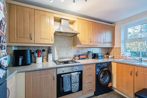 3 bedroom terraced house for sale, Stone Close, CORSHAM