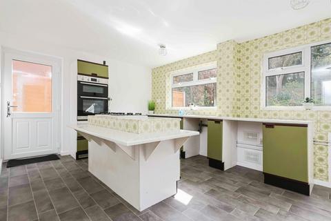 3 bedroom detached house for sale, Quantock Close, Halesowen