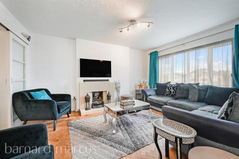 3 bedroom semi-detached house for sale, Tolworth Rise South, Surbiton