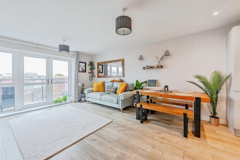1 bedroom apartment for sale, West Green Drive, Crawley