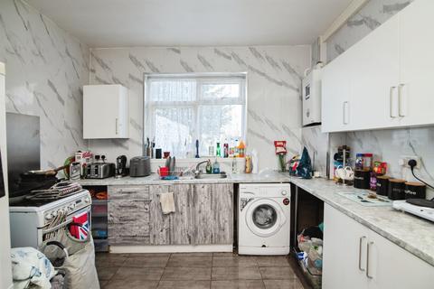 4 bedroom terraced house for sale, Caroline Street, Kates Hill, Dudley
