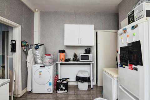 4 bedroom terraced house for sale, Caroline Street, Kates Hill, Dudley