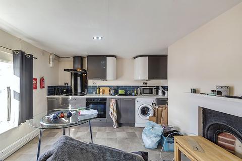 3 bedroom terraced house for sale, Albion Place, Grantham