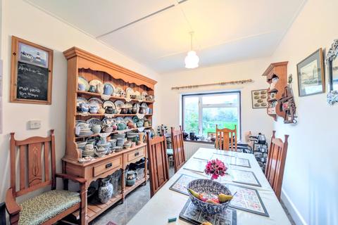 5 bedroom detached house for sale, Arlington Avenue, Goring-By-Sea, Worthing
