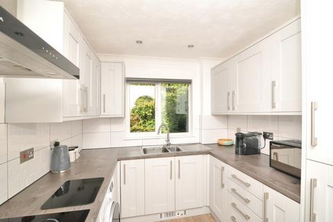 4 bedroom semi-detached house for sale, Cowden Walk, St. Leonards-On-Sea
