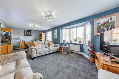 4 bedroom detached house for sale, Scarborough Close, Grantham