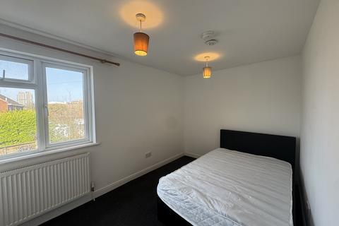 undefined, Stoke Road, AYLESBURY