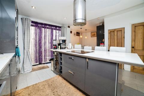 undefined, Stanton Place, Mansfield