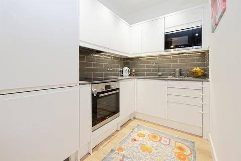 1 bedroom apartment for sale, Aldenham Road, Bushey