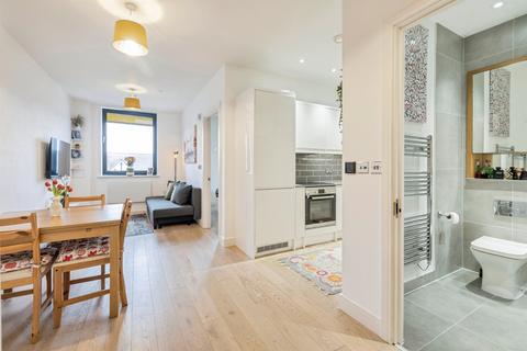 1 bedroom apartment for sale, Aldenham Road, Bushey