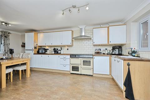 5 bedroom detached house for sale, Rose Avenue, Costessey, Norwich