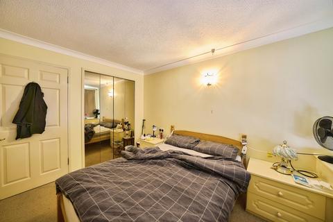1 bedroom apartment for sale, Elstree Road, Bushey Heath, Bushey