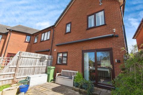 2 bedroom end of terrace house for sale, Honeylands Drive, Exeter