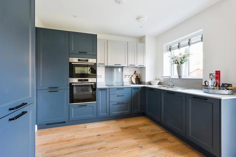 3 bedroom semi-detached house for sale, Spring Bank, Haywards Heath