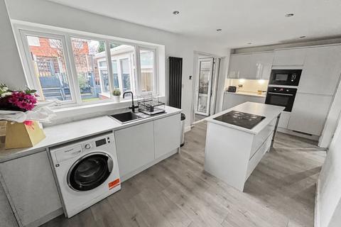 3 bedroom semi-detached house for sale, Leyton Drive, Bury, BL9