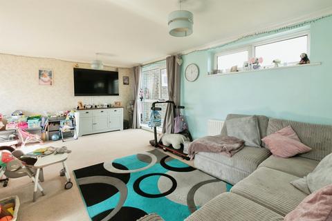 2 bedroom flat for sale, Bohemia Road, St. Leonards-On-Sea