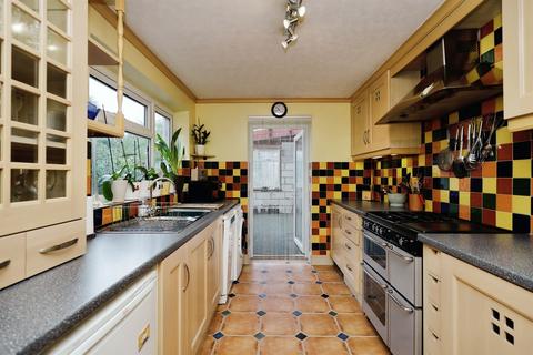 3 bedroom semi-detached house for sale, Ersham Road, Hailsham