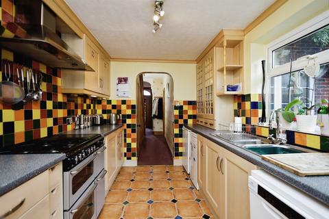 3 bedroom semi-detached house for sale, Ersham Road, Hailsham