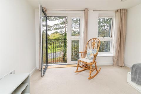 2 bedroom retirement property for sale, Hindhead Knoll, Walnut Tree, Milton Keynes