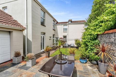 undefined, Beaconlea, Hanham, Bristol