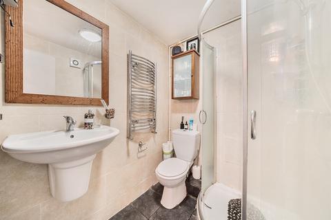 1 bedroom flat for sale, Mawbey Street, London
