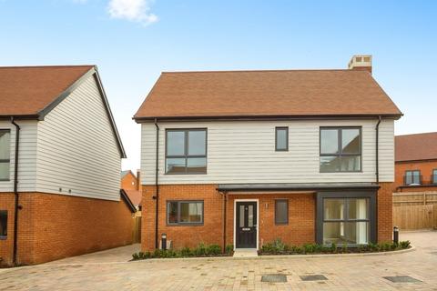 4 bedroom detached house for sale, Chilmington Rise, Great Chart, Ashford