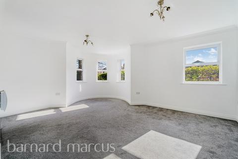 2 bedroom flat for sale, International Way, Sunbury-On-Thames