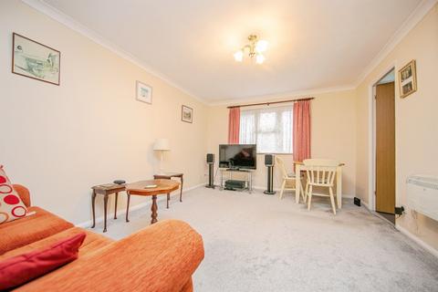 2 bedroom apartment for sale, Harvard Court, Colchester