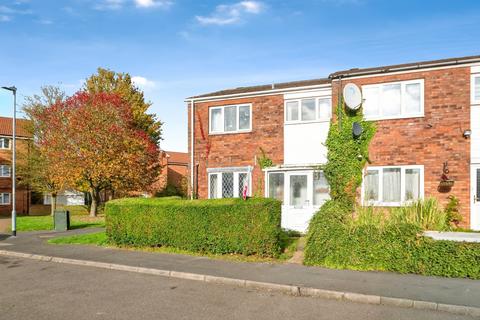 undefined, Chestnut Grove, Grantham