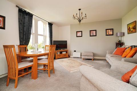 2 bedroom apartment for sale, Browgate, Shipley BD17