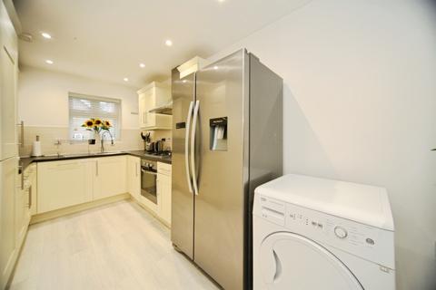 undefined, Oakley Gardens, Luton