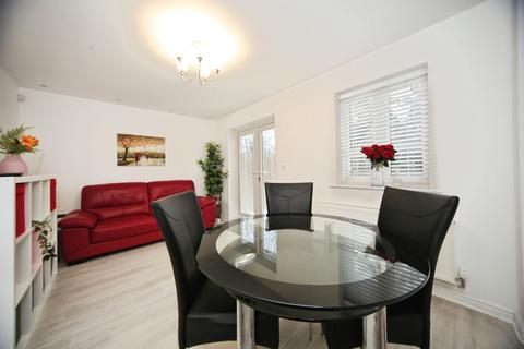 undefined, Oakley Gardens, Luton