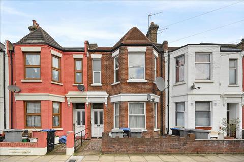 3 bedroom flat for sale, Chapter Road, Willesden Green, NW2
