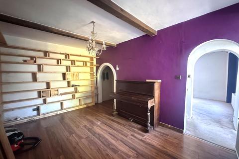 2 bedroom end of terrace house for sale, Bartows Causeway, Tiverton