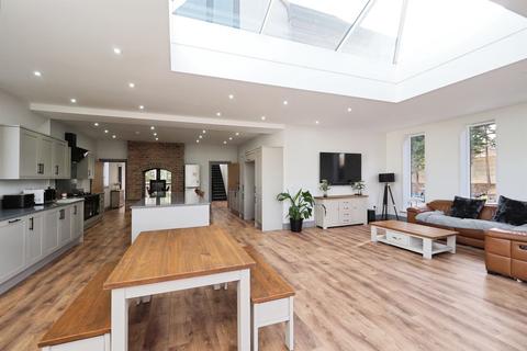 5 bedroom detached house for sale, Elkesley Road, Meden Vale, Mansfield