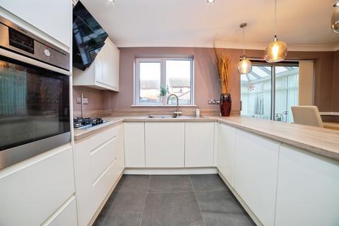 3 bedroom detached house for sale, Westbrook Drive, Rainworth, Mansfield