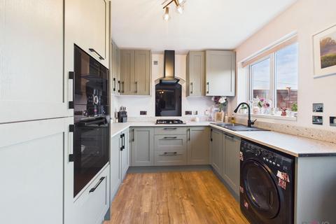 undefined, Oatfield, Gloucester GL2