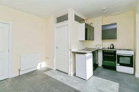 4 bedroom semi-detached house for sale, New Road, Porthcawl