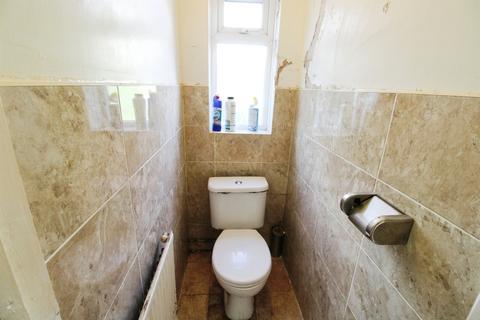 3 bedroom terraced house for sale, Emerald Street, Cardiff