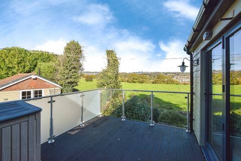 4 bedroom detached house for sale, The Oaks, Quakers Yard, Treharris
