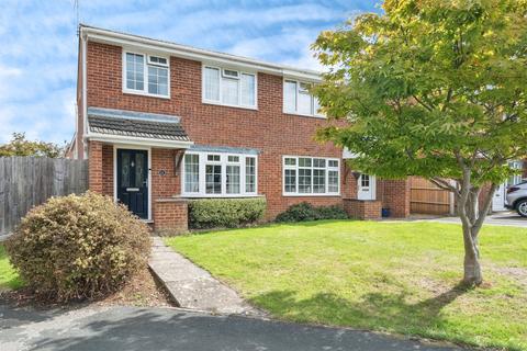 undefined, Hare Close, Buckingham