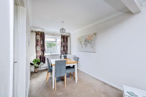 undefined, Hare Close, Buckingham