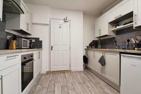 5 bedroom terraced house for sale, Adamsdown Square, Cardiff