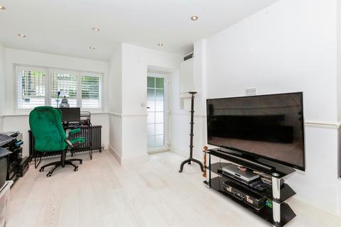 1 bedroom ground floor flat for sale, Upton Park, Slough