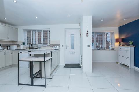 4 bedroom detached house for sale, Muntjack Road, Whetstone, Leicester
